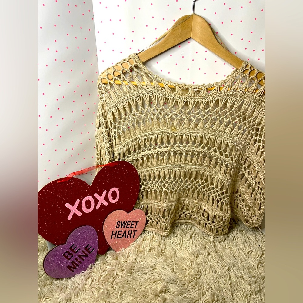Crop top beach wear
